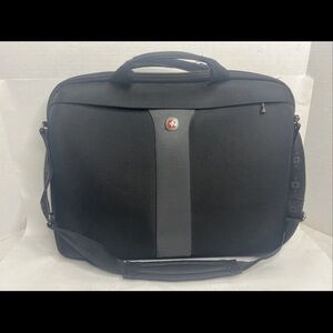 Wenger Legacy notebook carrying case Black and Gray Laptop Bag new no tags